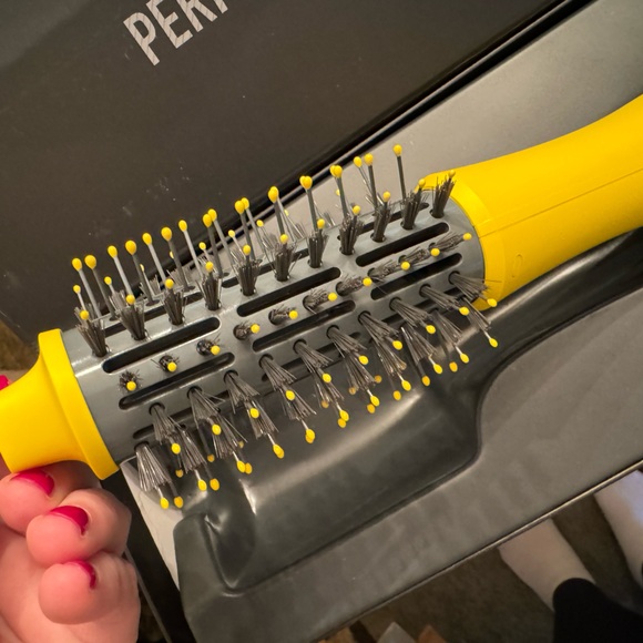 NIB Drybar The Half Shot Round Blow-Dryer Brush - Picture 11 of 14